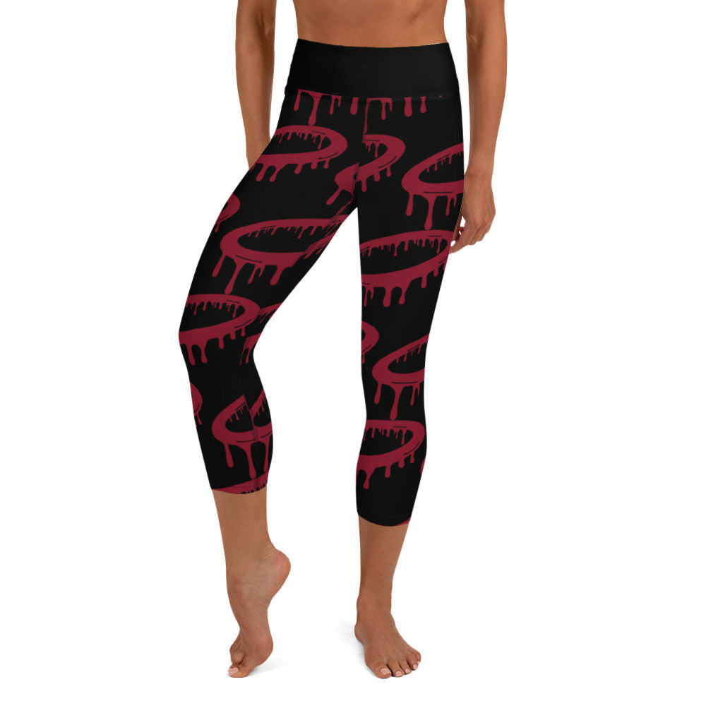 Black/Maroon Melted Halo Yoga Capri Leggings